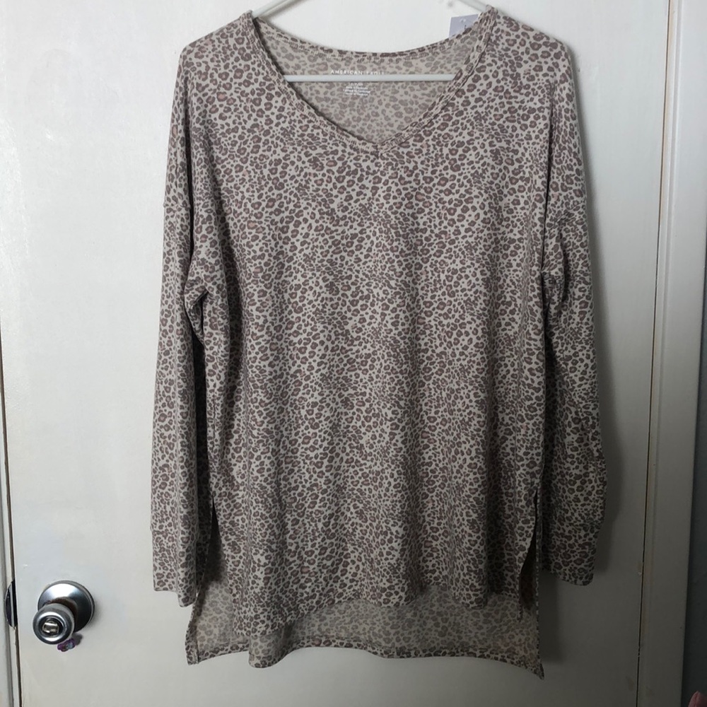 NWT American Eagle soft, long sleeve leopard tunic.